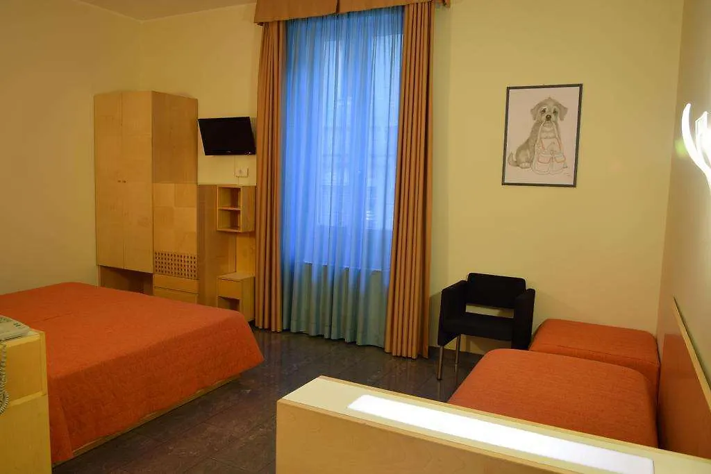 Losanna Hotel 밀라노 0*,  이탈리아