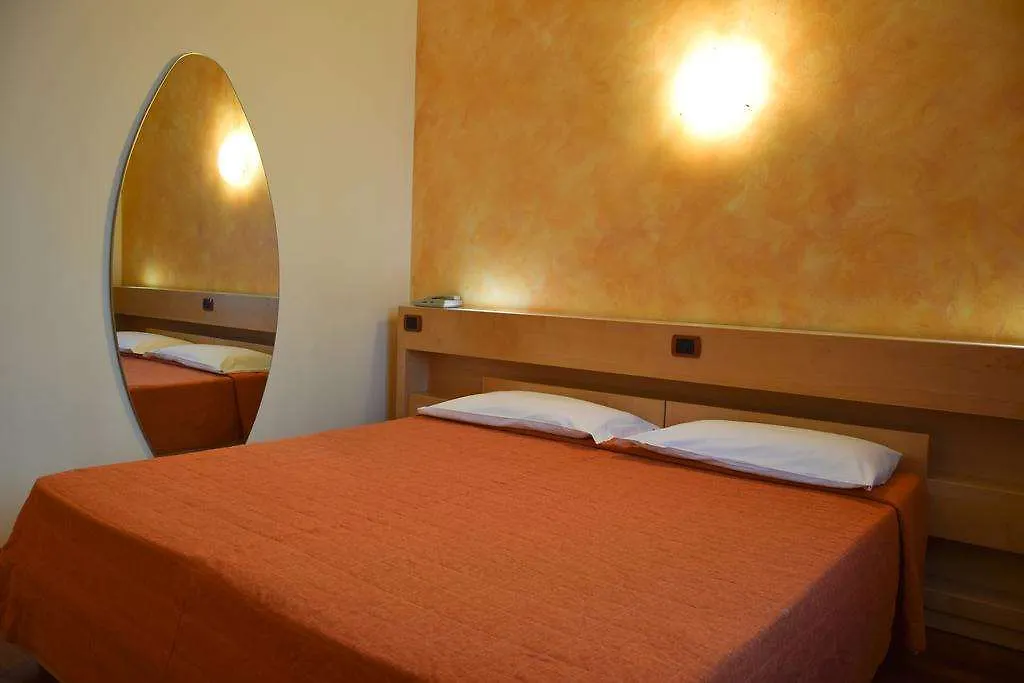 Losanna Hotel 밀라노 0*,